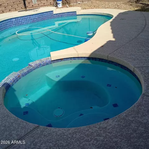 Exterior - 26231 N 45th Dr, Phoenix, AZ 85083 photo 10 of 11