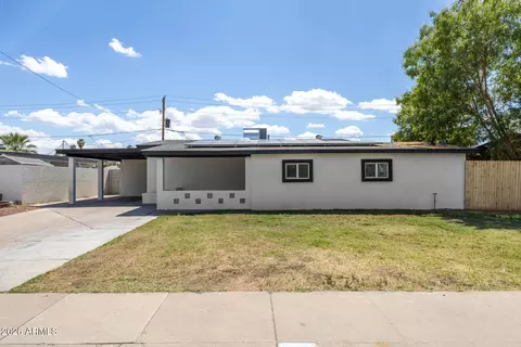 7601 W Sheila Ln, Phoenix, AZ 85033