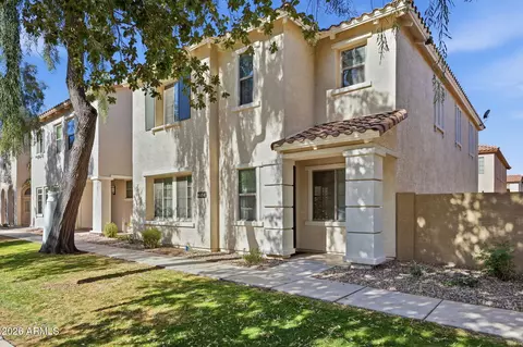 3513 S Bluejay Dr, Gilbert, AZ 85297