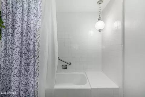 Bath - 3650 E Quenton Dr #5, Mesa, AZ 85215 photo 4 of 6