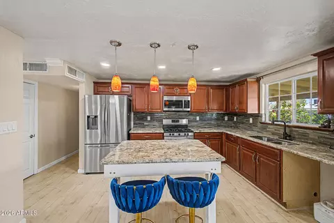 Kitchen - 3629 E Winchcomb Dr, Phoenix, AZ 85032 photo 1 of 4