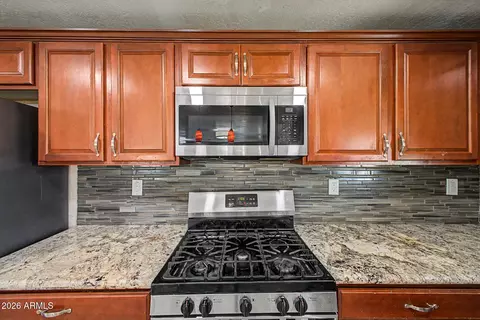 Kitchen - 3629 E Winchcomb Dr, Phoenix, AZ 85032 photo 3 of 4