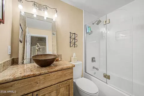 Bath - 3629 E Winchcomb Dr, Phoenix, AZ 85032 photo 1 of 1