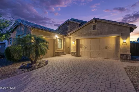 Exterior - 3926 E Cassia Ln, Gilbert, AZ 85298 photo 1 of 5