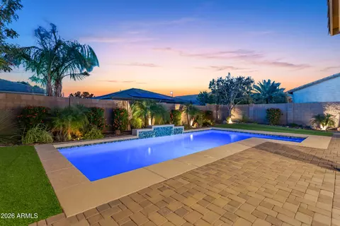 Exterior - 3926 E Cassia Ln, Gilbert, AZ 85298 photo 3 of 5