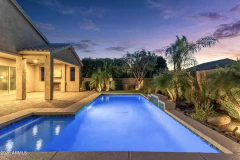 Exterior - 3926 E Cassia Ln, Gilbert, AZ 85298 photo 5 of 6