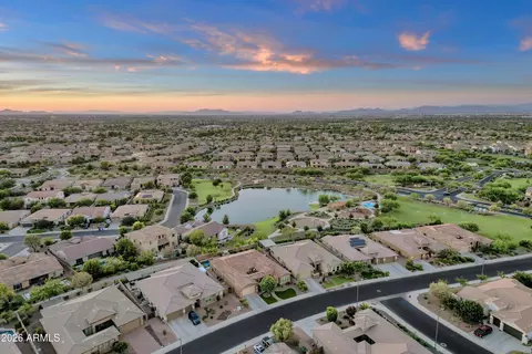 View/Area - 3926 E Cassia Ln, Gilbert, AZ 85298 photo 10 of 11