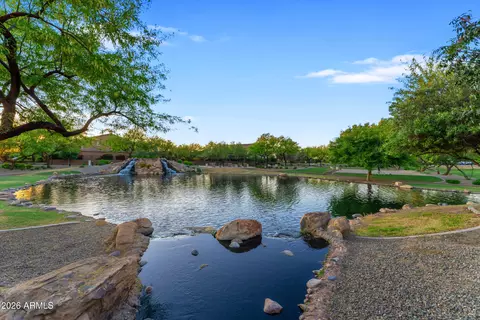 View/Area - 3926 E Cassia Ln, Gilbert, AZ 85298 photo 5 of 11