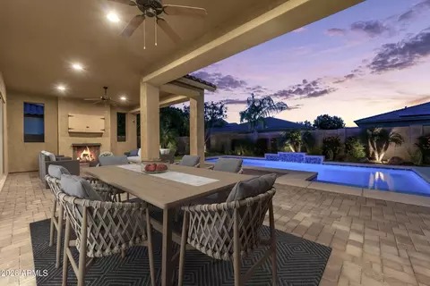 3926 E Cassia Ln, Gilbert, AZ 85298