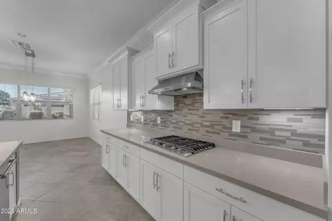 Kitchen - 3926 E Cassia Ln, Gilbert, AZ 85298 photo 3 of 4