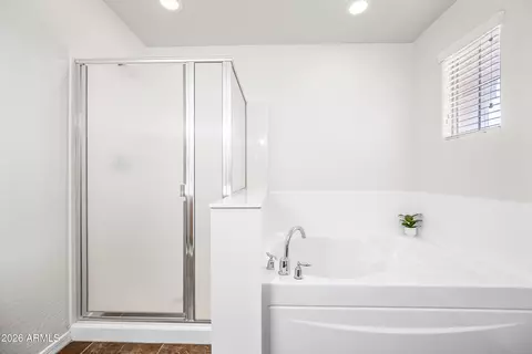 Bath - 11153 E Sonrisa Ave, Mesa, AZ 85212 photo 2 of 3