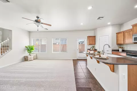 Living - 11153 E Sonrisa Ave, Mesa, AZ 85212 photo 2 of 5