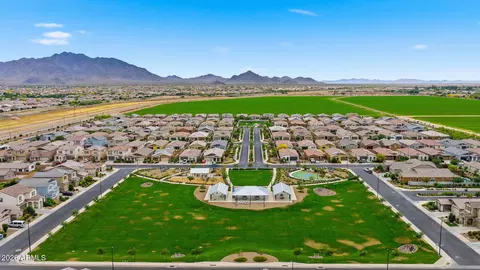 View/Area - 2208 E Palmdale Ln, Gilbert, AZ 85298 photo 2 of 4