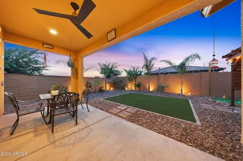 Exterior - 2208 E Palmdale Ln, Gilbert, AZ 85298 photo 6 of 14