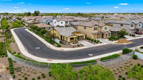 View/Area - 2208 E Palmdale Ln, Gilbert, AZ 85298 photo 1 of 4