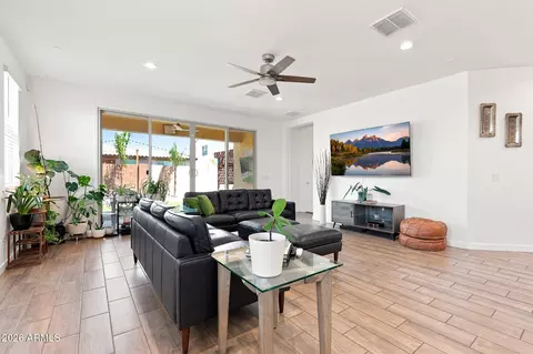 Living - 2208 E Palmdale Ln, Gilbert, AZ 85298 photo 1 of 1