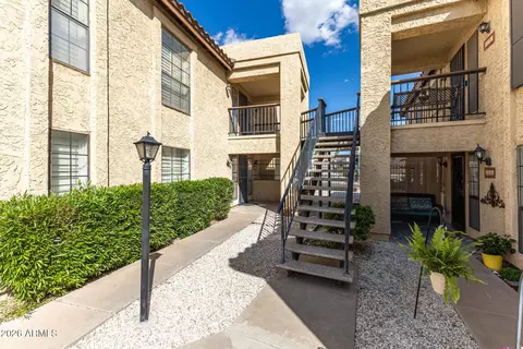 8231 N 21st Dr #E208, Phoenix, AZ 85021