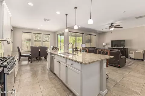 7562 E Plata Ave, Mesa, AZ 85212