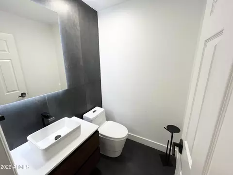 4047 W Whispering Wind Dr, Glendale, AZ 85310