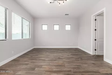 Living - 9818 S 7th Pl, Phoenix, AZ 85042 photo 7 of 7