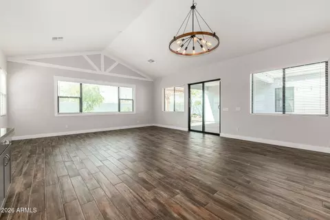 Living - 9818 S 7th Pl, Phoenix, AZ 85042 photo 1 of 7