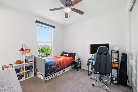 Bedroom - 114 E Pasaro Dr, Phoenix, AZ 85085 photo 4 of 5