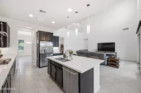 Entry Way - 114 E Pasaro Dr, Phoenix, AZ 85085 photo 3 of 7