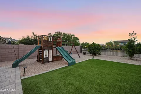 Exterior - 114 E Pasaro Dr, Phoenix, AZ 85085 photo 5 of 5