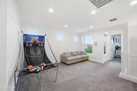 Entry Way - 114 E Pasaro Dr, Phoenix, AZ 85085 photo 4 of 7