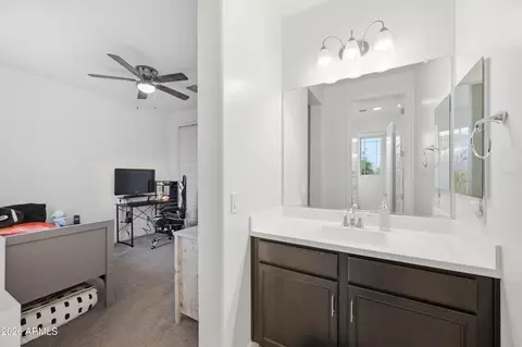 Entry Way - 114 E Pasaro Dr, Phoenix, AZ 85085 photo 6 of 7