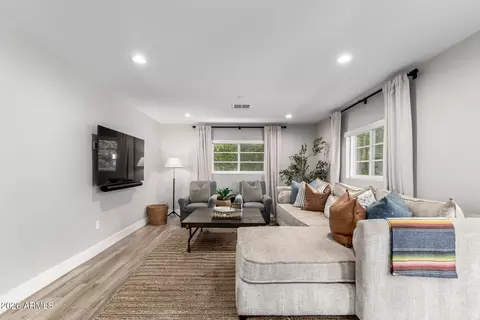 Living - 4008 E Fairmount Ave, Phoenix, AZ 85018 photo 1 of 2