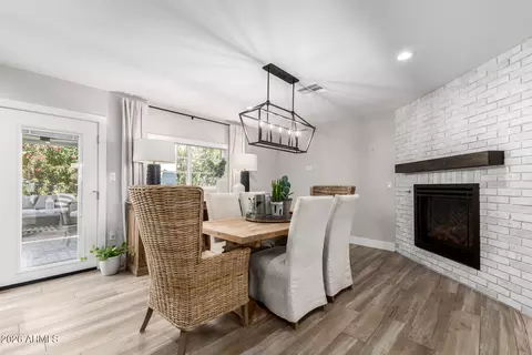 Dining - 4008 E Fairmount Ave, Phoenix, AZ 85018 photo 1 of 1