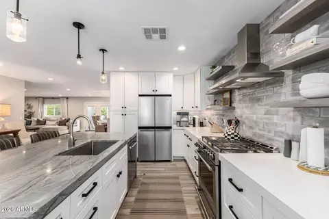Kitchen - 4008 E Fairmount Ave, Phoenix, AZ 85018 photo 2 of 3