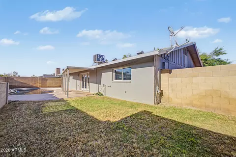 Exterior - 3918 S Willow Dr, Tempe, AZ 85282 photo 3 of 5