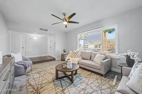 Living - 3918 S Willow Dr, Tempe, AZ 85282 photo 3 of 6