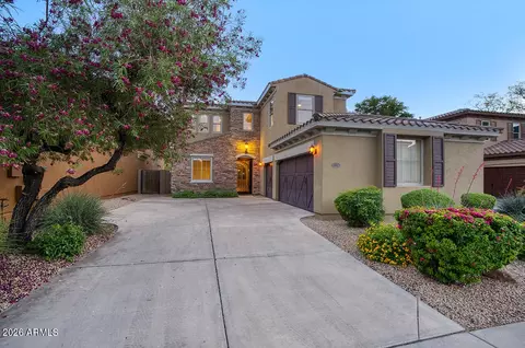 3985 E Hummingbird Ln, Phoenix, AZ 85050