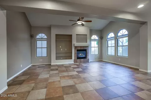 Living - 3985 E Hummingbird Ln, Phoenix, AZ 85050 photo 2 of 5