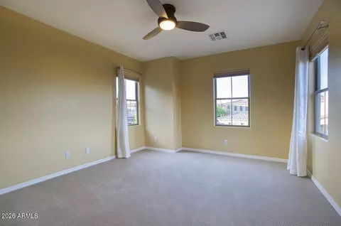 Bedroom - 3985 E Hummingbird Ln, Phoenix, AZ 85050 photo 2 of 3