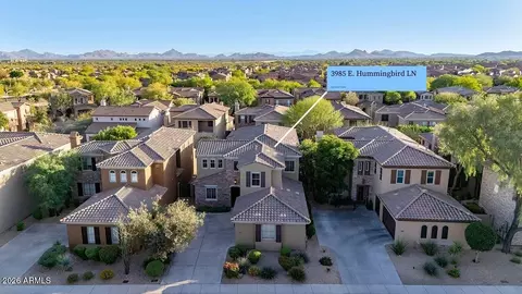 View/Area - 3985 E Hummingbird Ln, Phoenix, AZ 85050 photo 1 of 9