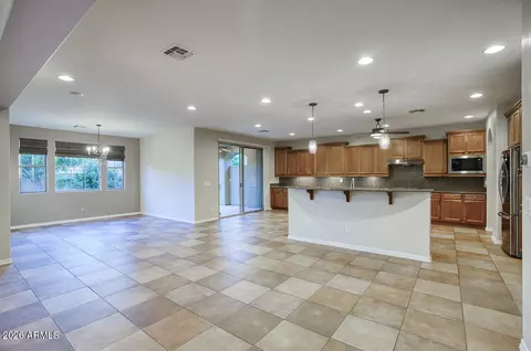 Living - 3985 E Hummingbird Ln, Phoenix, AZ 85050 photo 4 of 5