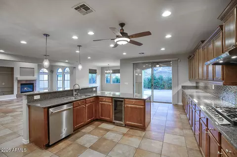 Kitchen - 3985 E Hummingbird Ln, Phoenix, AZ 85050 photo 1 of 1