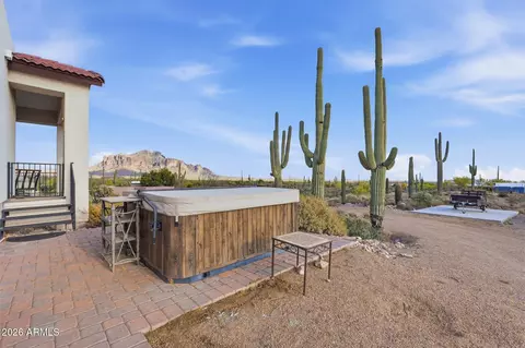 Exterior - 1511 E Moon Vista St, Apache Junction, AZ 85119 photo 12 of 23