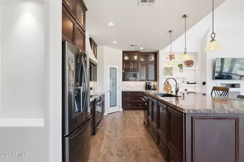 Kitchen - 1511 E Moon Vista St, Apache Junction, AZ 85119 photo 3 of 6
