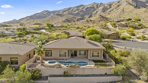 Exterior - 415 E Desert Wind Dr, Phoenix, AZ 85048 photo 11 of 12