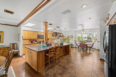 Kitchen - 4740 E Voltaire Ave, Phoenix, AZ 85032 photo 1 of 5