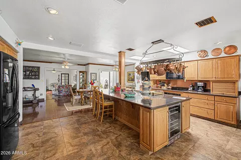 Kitchen - 4740 E Voltaire Ave, Phoenix, AZ 85032 photo 2 of 5