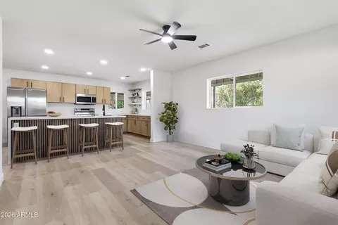 3144 N 34th St, Phoenix, AZ 85018