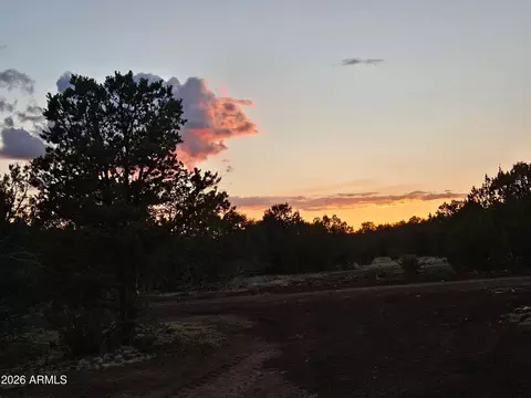 1760 W Honeysuckle Rd #5, Williams, AZ 86046
