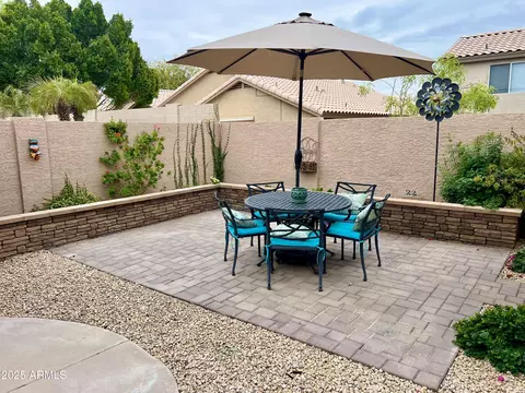 Exterior - 1233 E Redfield Rd, Phoenix, AZ 85022 photo 9 of 16