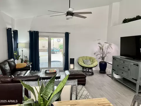 Living - 1233 E Redfield Rd, Phoenix, AZ 85022 photo 4 of 4